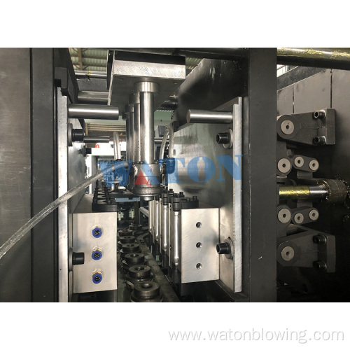 Low Price CE Standard Blow Molding Machine Pet